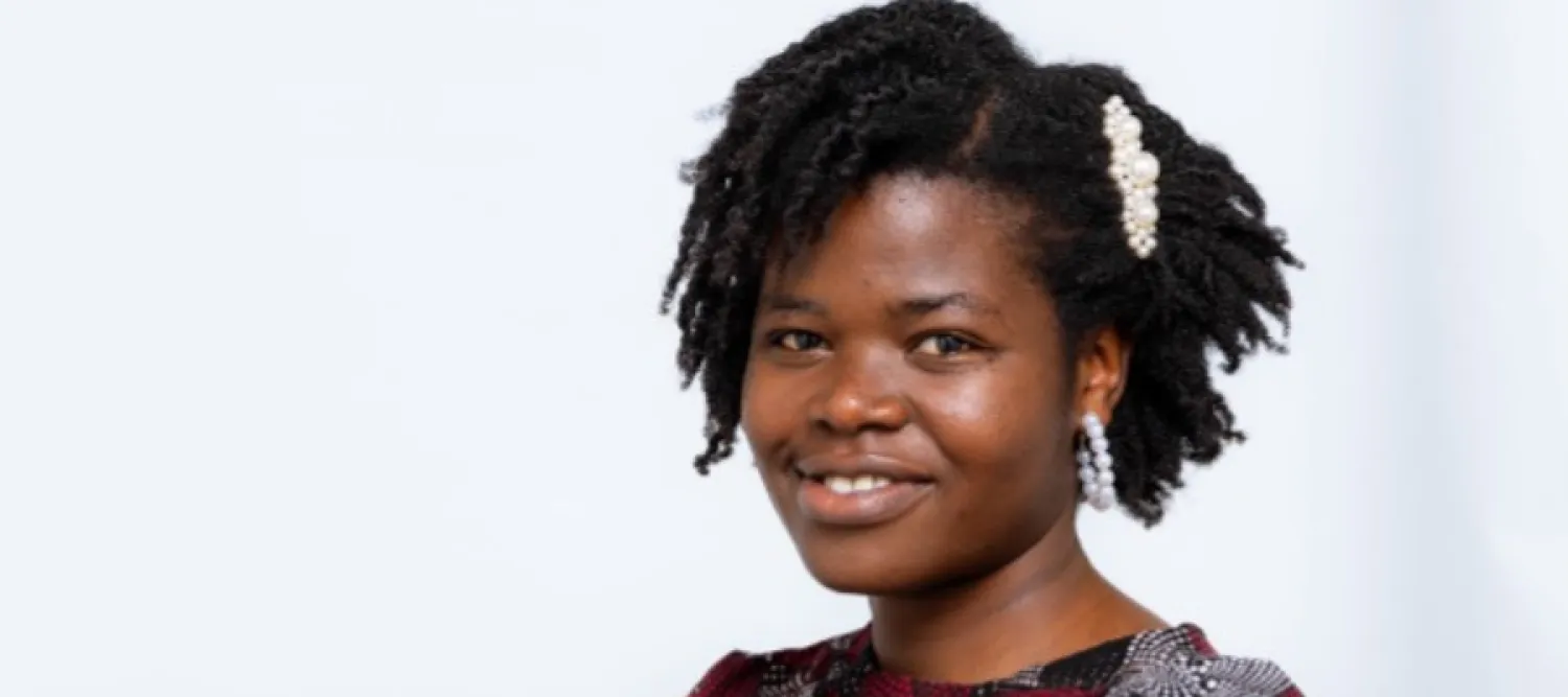 Portrait of online scholar, Nancy