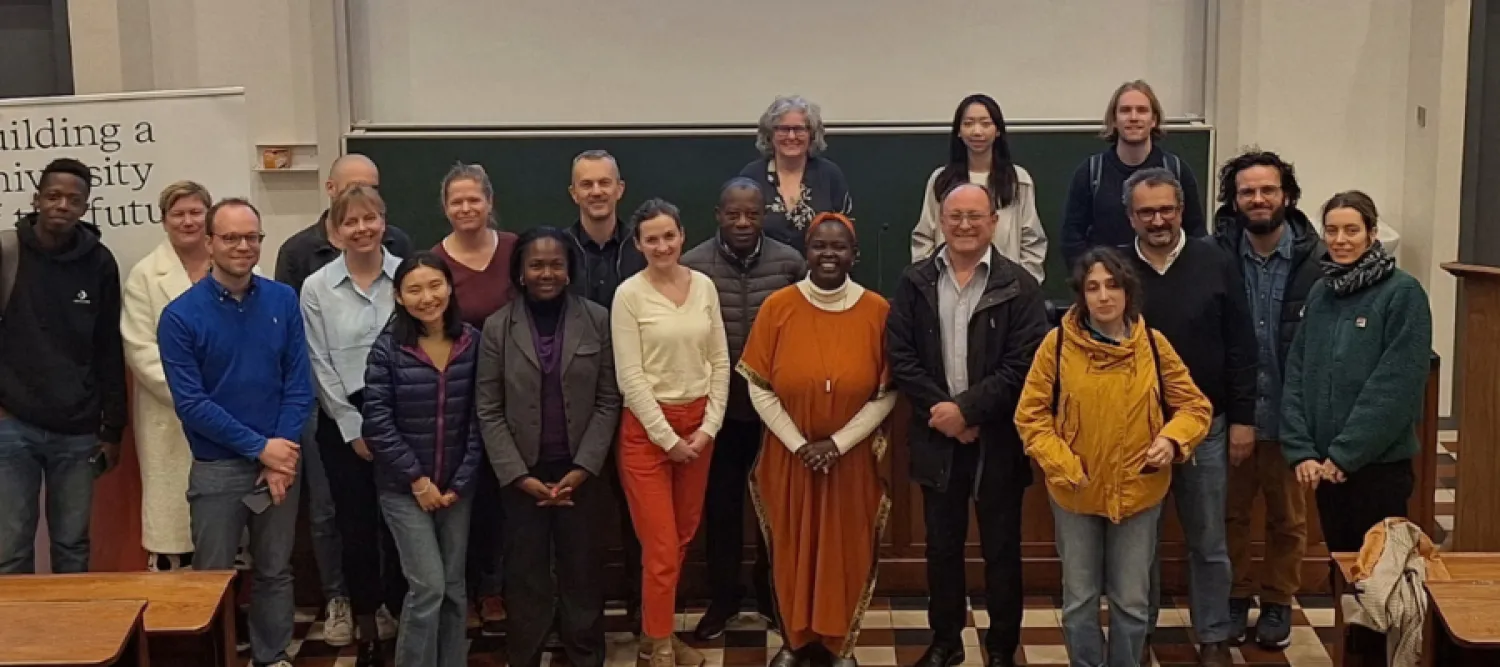 Margaret delivering a lecture to colleagues at KU Leuven