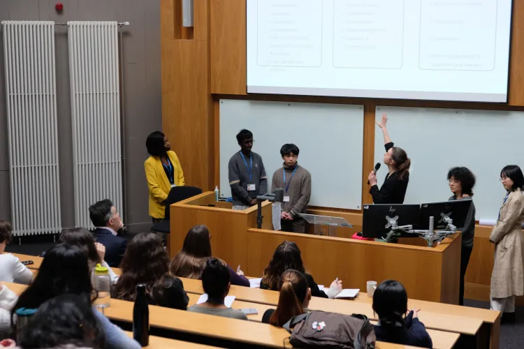 Students presenting at the Una Europa sustainability workshop